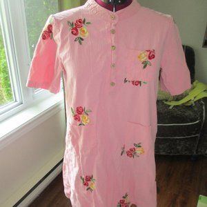 Cottagecore Pink short-sleeved short dress/tunic with floral embroidery